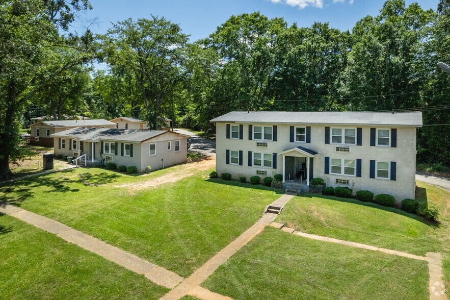 More Photos Of 201 Chandler Dr, Gaffney Apartments For Sale