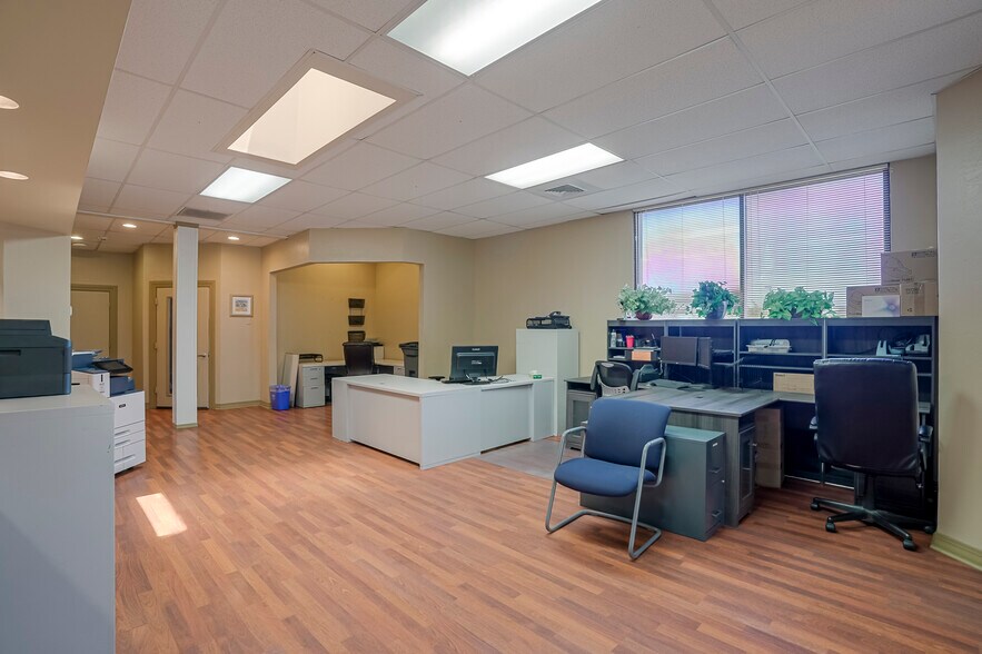 More Photos Of 2517 N Great Western Dr, Prescott Valley Freestanding For Lease