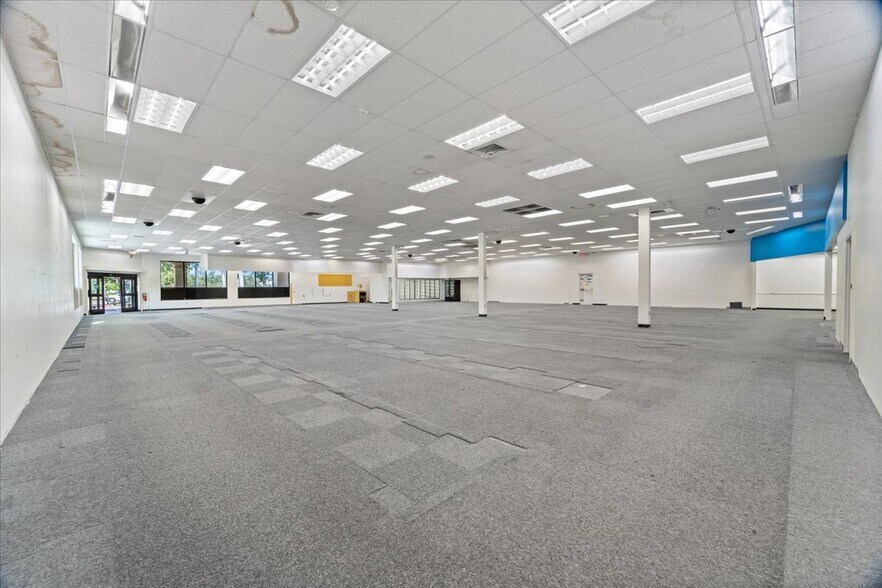 More Photos Of 12750 S Military Trl, Boynton Beach Drugstore For Sale