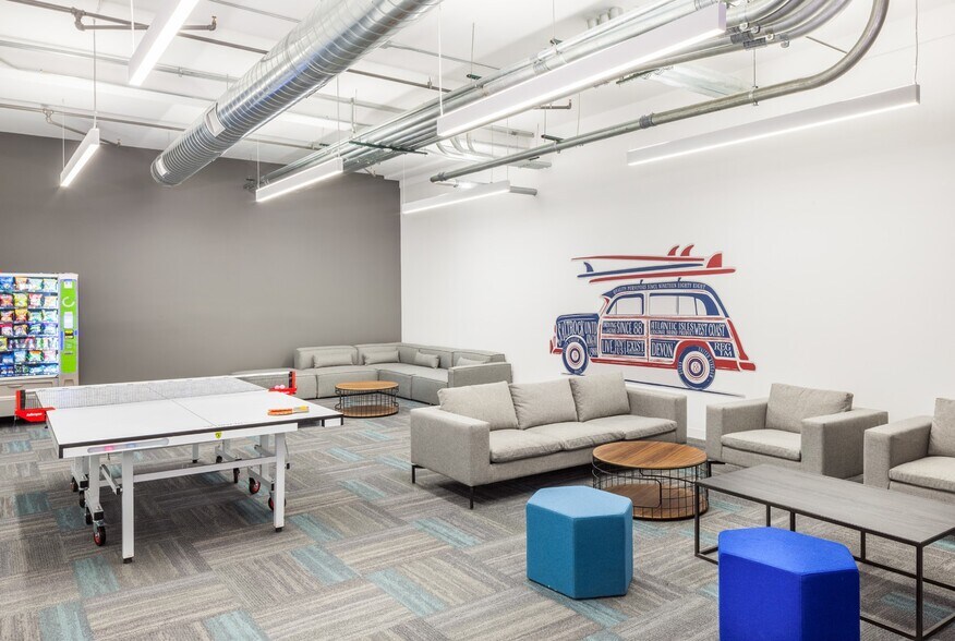 More Photos Of 19701 Hamilton Ave, Torrance Office For Sale