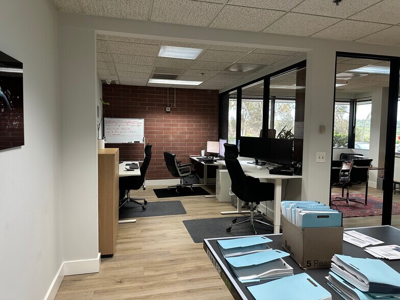 More Photos Of 2280 N University Dr, Newport Beach Office For Lease