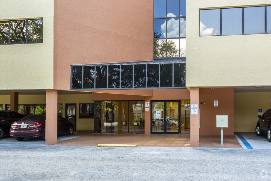 More Photos Of 3745 Broadway, Fort Myers Medical For Sale