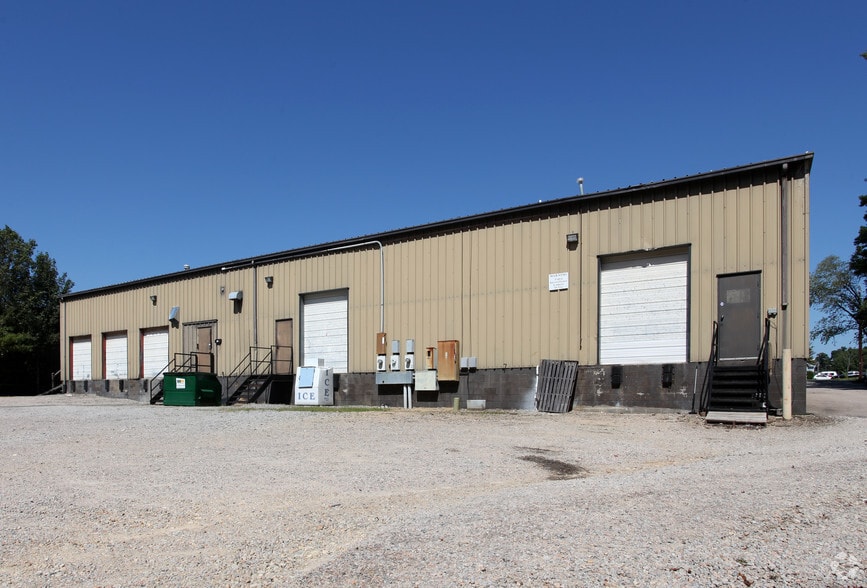 More Photos Of 3408 Lake Woodard Dr, Raleigh Warehouse For Lease