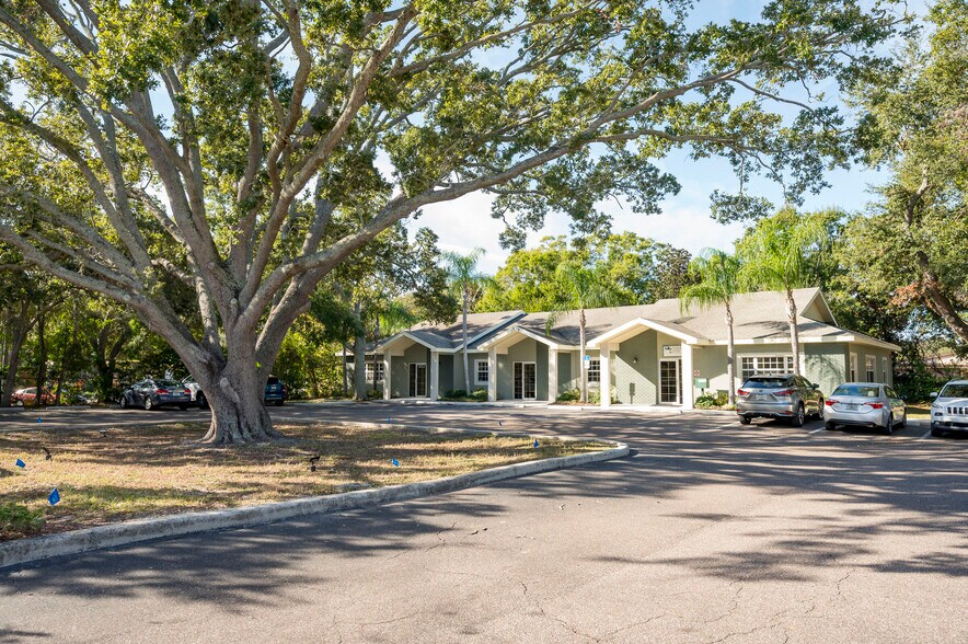 More Photos Of 1938 N Hercules Ave, Clearwater Office For Sale