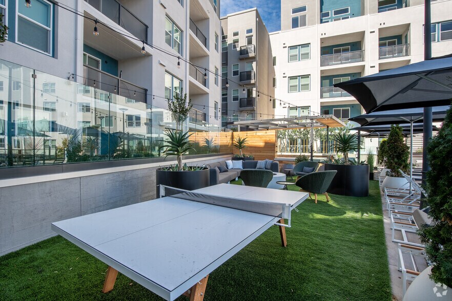 More Photos Of 1910 N Main St, Walnut Creek Apartments For Lease
