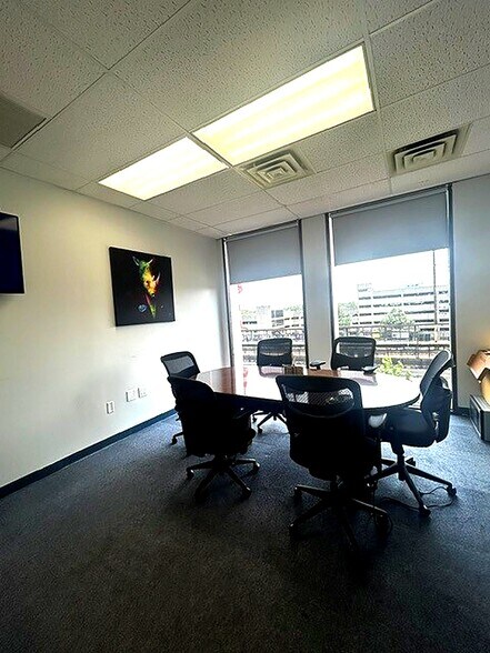 More Photos Of 75 Lincoln Hwy, Iselin Medical For Lease