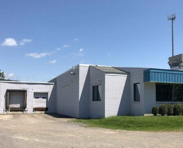 More Photos Of 2251 Constitution Ave, Olean Warehouse For Lease