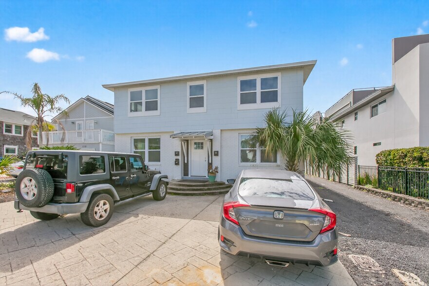 More Photos Of 123 Margaret St, Neptune Beach Multifamily For Sale