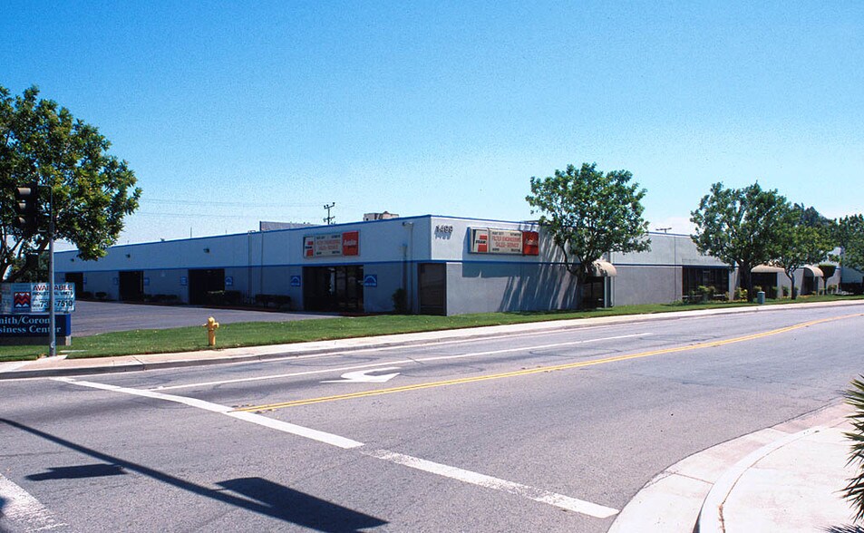 More Photos Of 1485-1499 W Pomona Rd, Corona Unknown For Lease