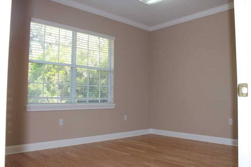 More Photos Of 6817 Southpoint Pky, Jacksonville Office For Sale