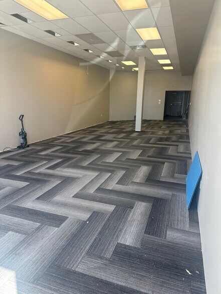 More Photos Of 4103 Osborne Dr W, Hastings Unknown For Lease