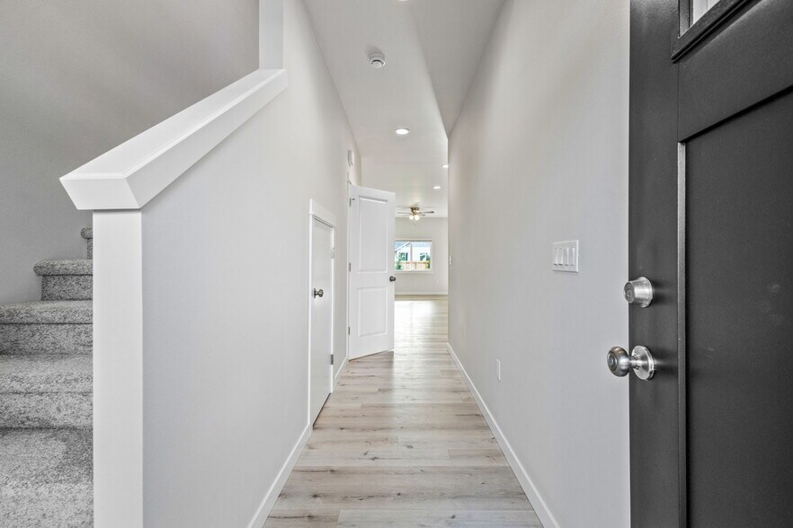 More Photos Of 3619 Green River Rd, Sweet Home Multifamily For Sale