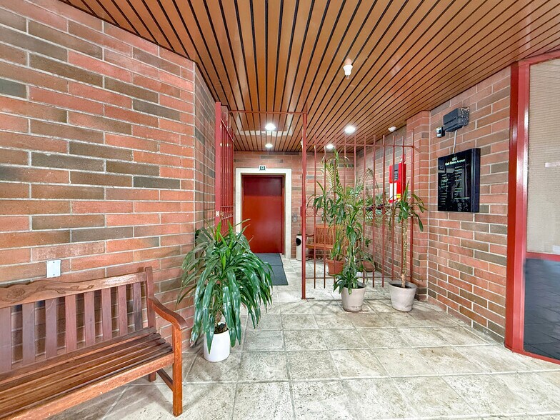 More Photos Of 885 Oak Grove Ave, Menlo Park Office For Lease