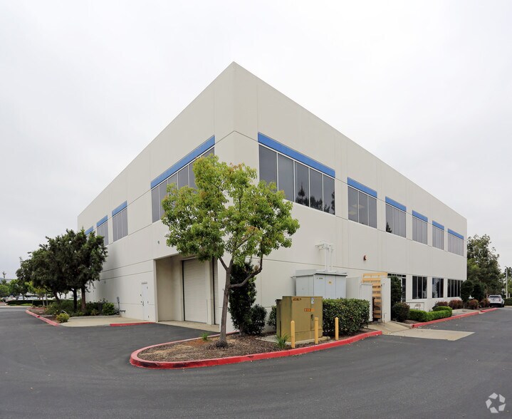 More Photos Of 6 Cushing, Irvine Light Manufacturing For Lease