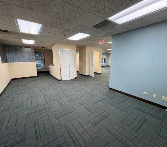 More Photos Of 511-515 Thornhill Dr, Carol Stream Medical For Sale