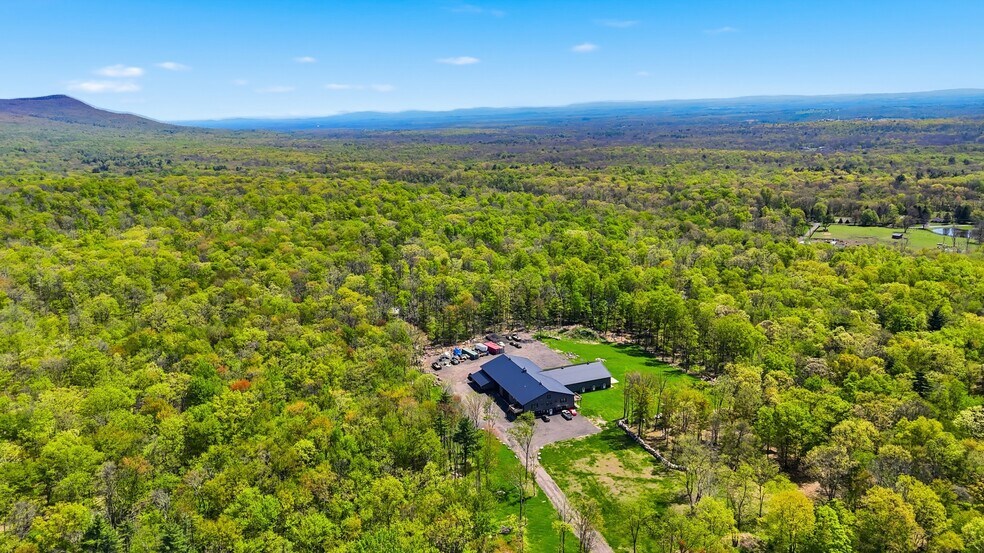 More Photos Of 51 Redder rd, Pine Bush Flex For Sale