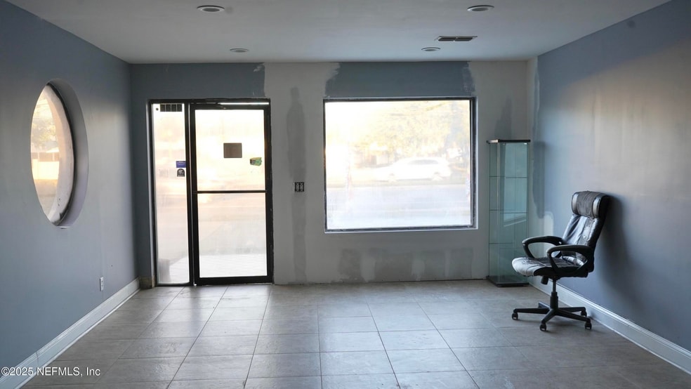 More Photos Of 3366 Philips Hwy, Jacksonville General Retail For Lease