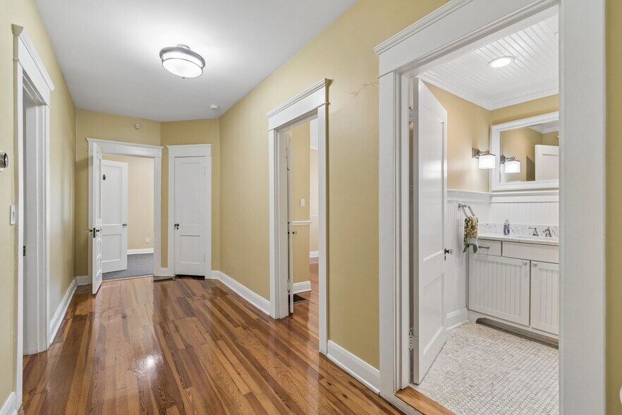 More Photos Of 1505 S Howard Ave, Tampa Office Residential For Lease