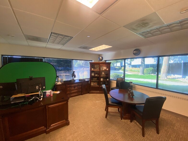 More Photos Of 6060 Greenwood Plaza Blvd, Englewood Office For Sale