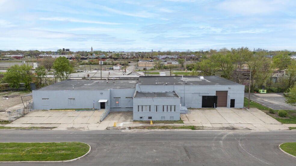 More Photos Of 9900 Northlawn St, Detroit Warehouse For Lease