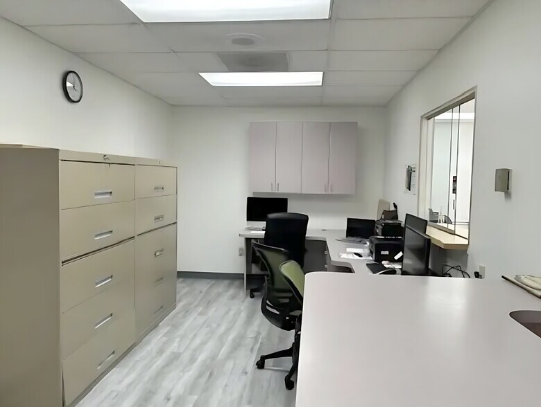 More Photos Of 2215 Nebraska Ave, Fort Pierce Medical For Lease