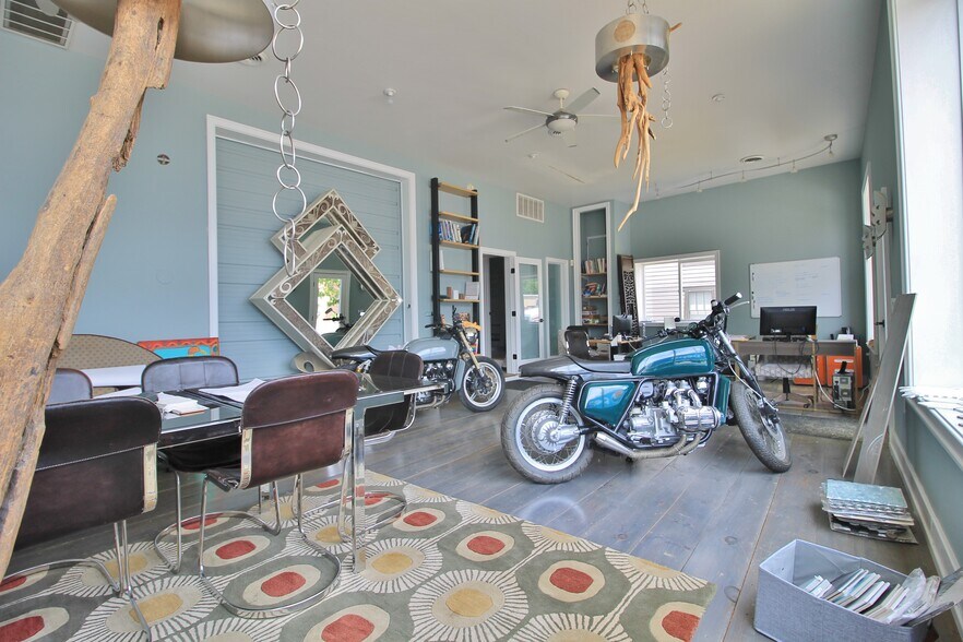 More Photos Of 156 Broadway, Port Ewen Freestanding For Lease