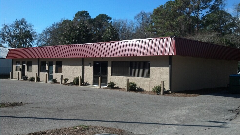 More Photos Of 130 Mathews Dr, Hilton Head Island Office For Sale