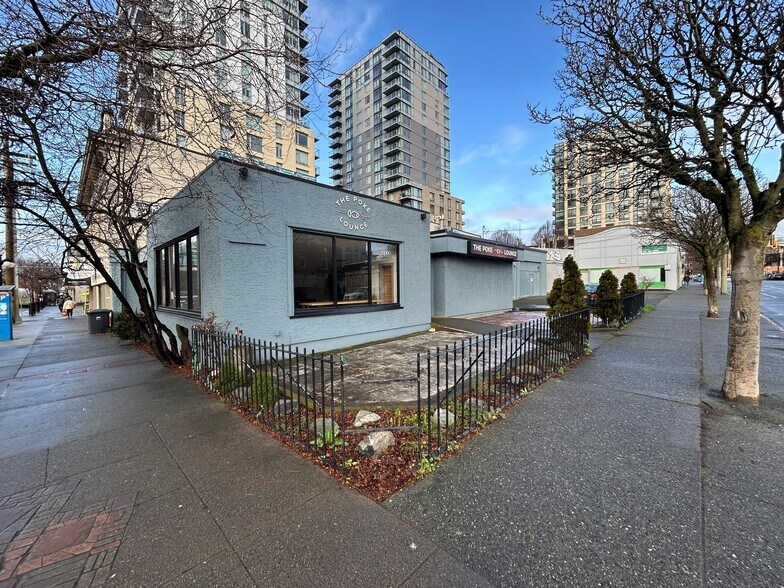 More Photos Of 866 Yates St, Victoria Restaurant For Sale