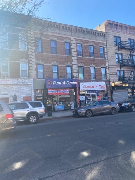 More Photos Of 198 Utica, Brooklyn Apartments For Lease