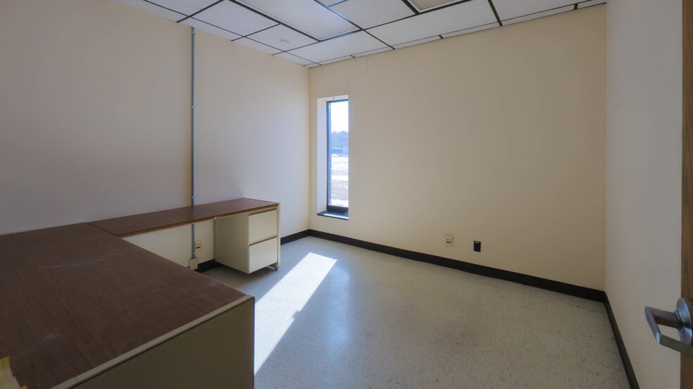 More Photos Of 2450 Marion Rd SE, Rochester Industrial For Sale