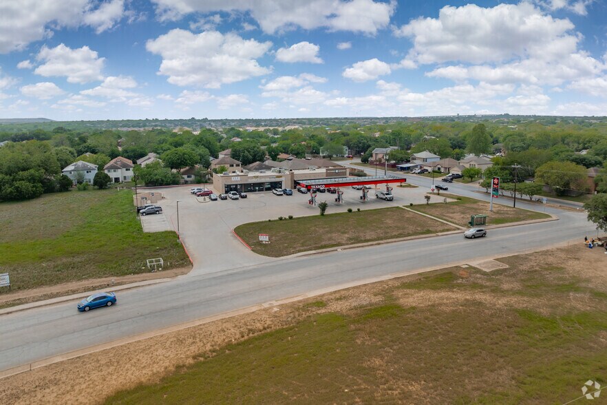 More Photos Of 2804 Quiet Plain Dr, San Antonio General Retail For Lease