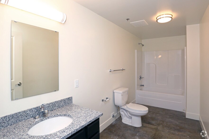 More Photos Of 615 Ferry St, Lafayette Apartments For Sale