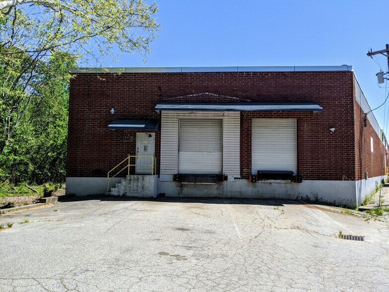 More Photos Of 310 Industrial Dr, Greenville Warehouse For Lease