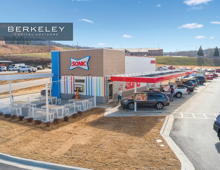 Primary Photo Of 36 Merchants Ave, Blairsville Fast Food For Sale