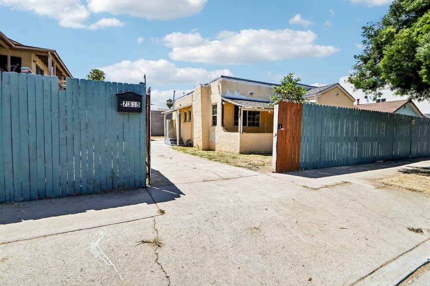 Primary Photo Of 7315 Woodley Ave, Van Nuys Land For Sale