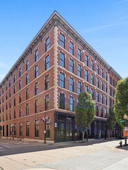 Primary Photo Of 618 N 2nd St, Saint Louis Apartments For Lease