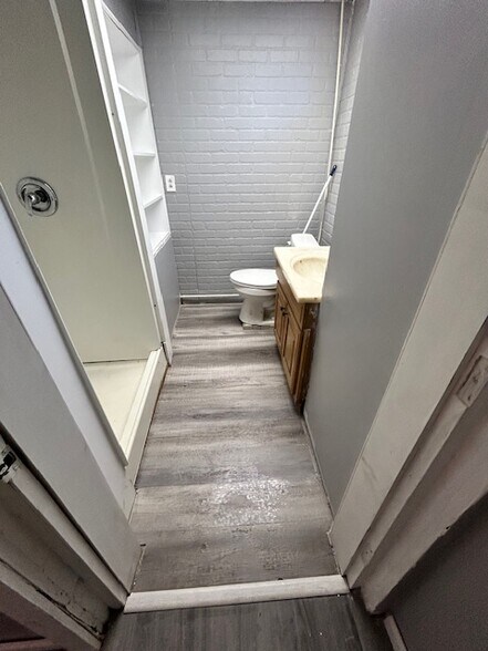 More Photos Of 7444 Lake Ave, Elyria Multifamily For Sale