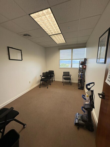 More Photos Of 40 Kupuohi St, Lahaina Medical For Sale