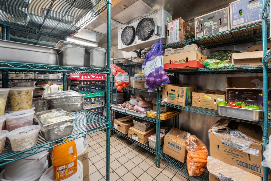 More Photos Of 81939 Highway 111, Indio Restaurant For Sale