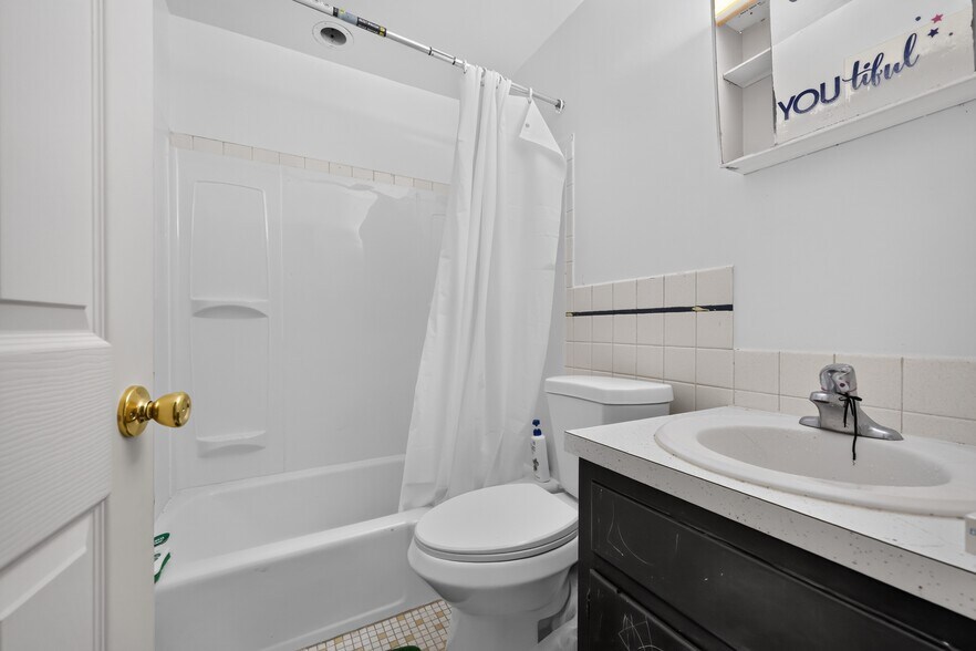 More Photos Of 1132 W Main St, Norristown Apartments For Sale