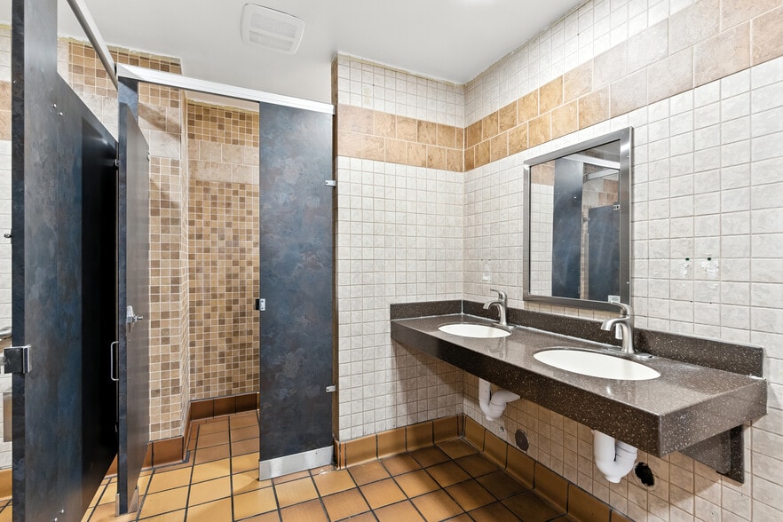 More Photos Of 4355 Sonoma Blvd, Vallejo Restaurant For Lease