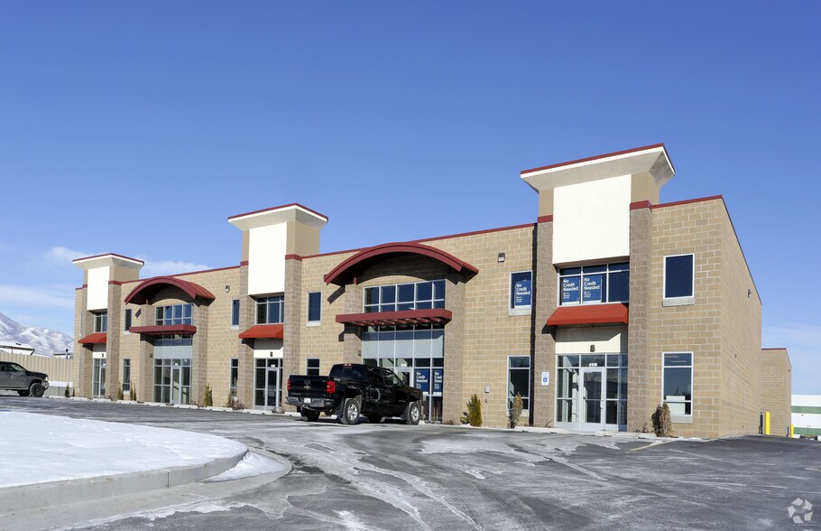 More Photos Of 6108-6142 W 9790 S, West Jordan Warehouse For Lease