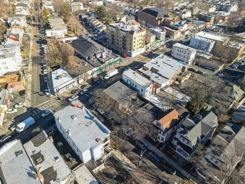 More Photos Of 1018-1020 S Orange Ave, Newark Storefront Retail Residential For Sale