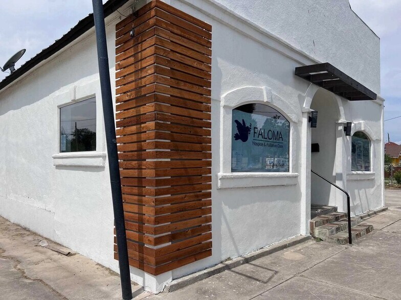 More Photos Of , Del Rio Unknown For Sale