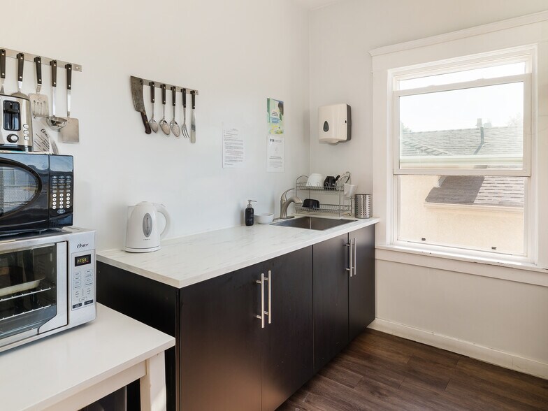 More Photos Of 221 Concord St, El Segundo Apartments For Sale