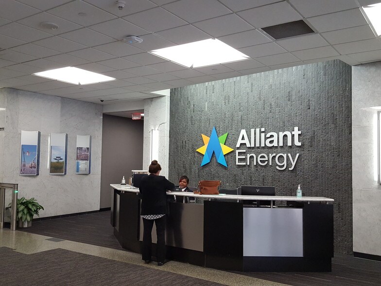 More Photos Of 200 1st St Se, Cedar Rapids Office For Lease