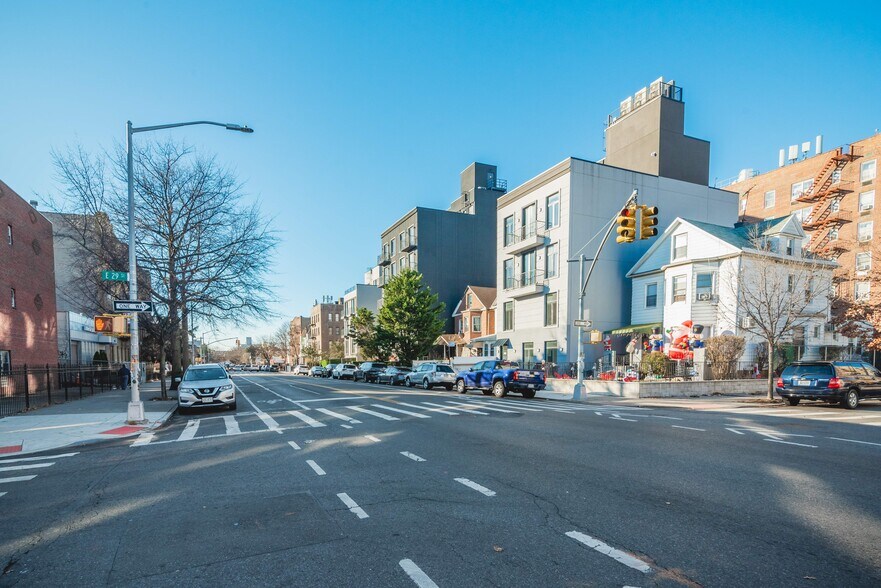 More Photos Of 2819 Clarendon Rd, Brooklyn Apartments For Sale