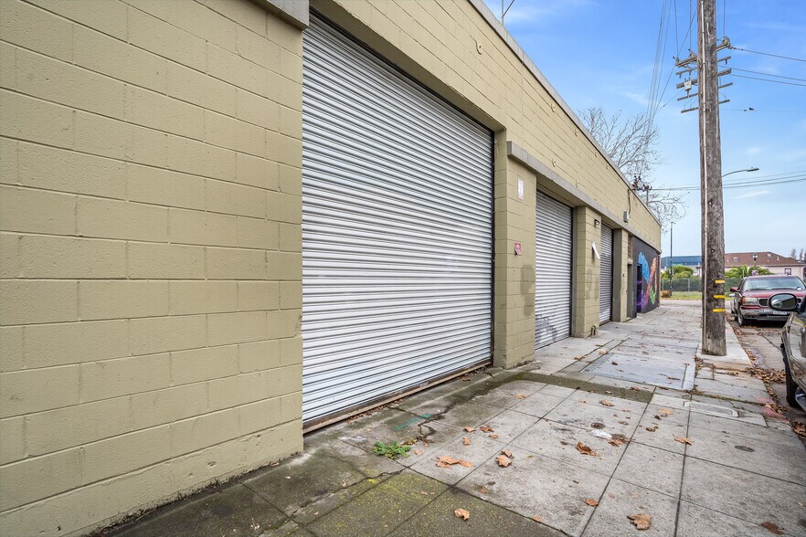 More Photos Of 5428 San Pablo Ave, Oakland Warehouse For Sale