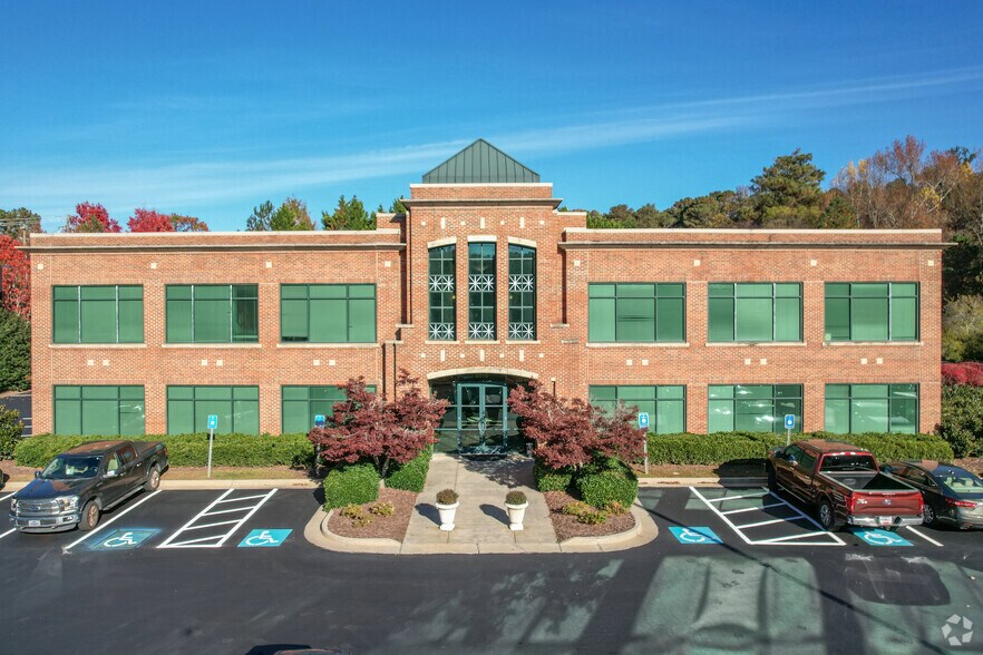 More Photos Of 3030 Royal Blvd S, Alpharetta Unknown For Lease