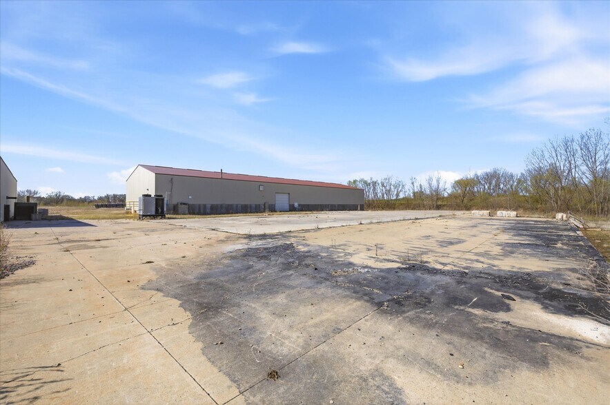 More Photos Of 24104 755th Ave, Albert Lea Warehouse For Sale